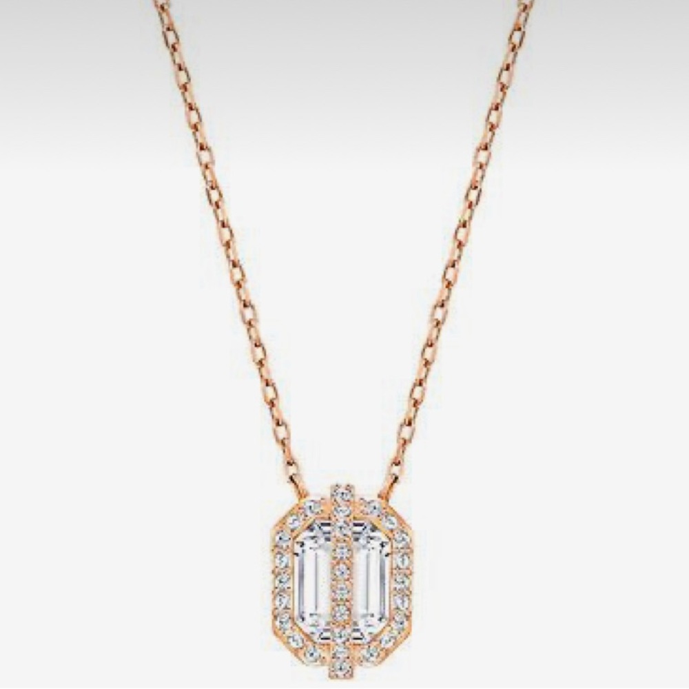 Swarovski Pendant necklace